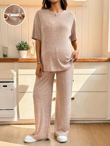 SHEIN Ensemble 2 pièces décontracté, Top à manches courtes col rond en tricot côtelé de couleur unie et short, pour femme enceinte - Kaki - Voir 3