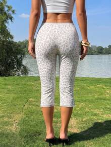SHEIN EZwear Quần legging lửng nữ mùa hè họa tiết da báo cổ điển, chất liệu co giãn, thích hợp để phối đồ, mặc đi đường, dạo phố, đi học. - Nhiều màu - Xem 3