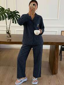 Dazy Tall 高个女式格子刺绣领衬衫和裤子休闲两件套家居服套装 - 藏蓝色 - 查看 7