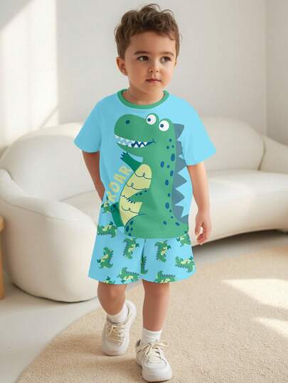 SHEIN 男童休闲舒适简约圆领短袖T恤短裤套装，经典可爱恐龙印花，适合春夏穿着