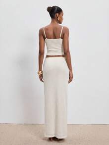 ATUI Studio 优雅柔美的白色亮面针织吊带连衣裙套装，夏季紧身包臀长裙 - 白色 - 查看 4