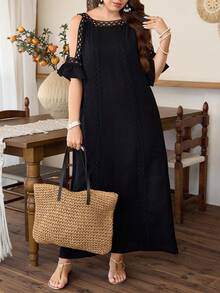 Lacomfia Gaun Panjang Wanita Ukuran Besar Elegan Kasual Longgar dengan Patchwork Renda, Leher Bulat, Bahu Terbuka, Lengan Teratai, Musim Semi/Panas - Hitam - View 1