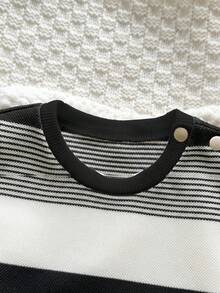 Newborn Baby Colorblock Striped Print Short Sleeve Tee & Shorts Set - Black - View 6