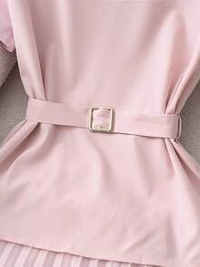 SHEIN Franclia 女士优雅粉色短袖收腰上衣和百褶裙两件套 - 淺粉色 - 查看 4