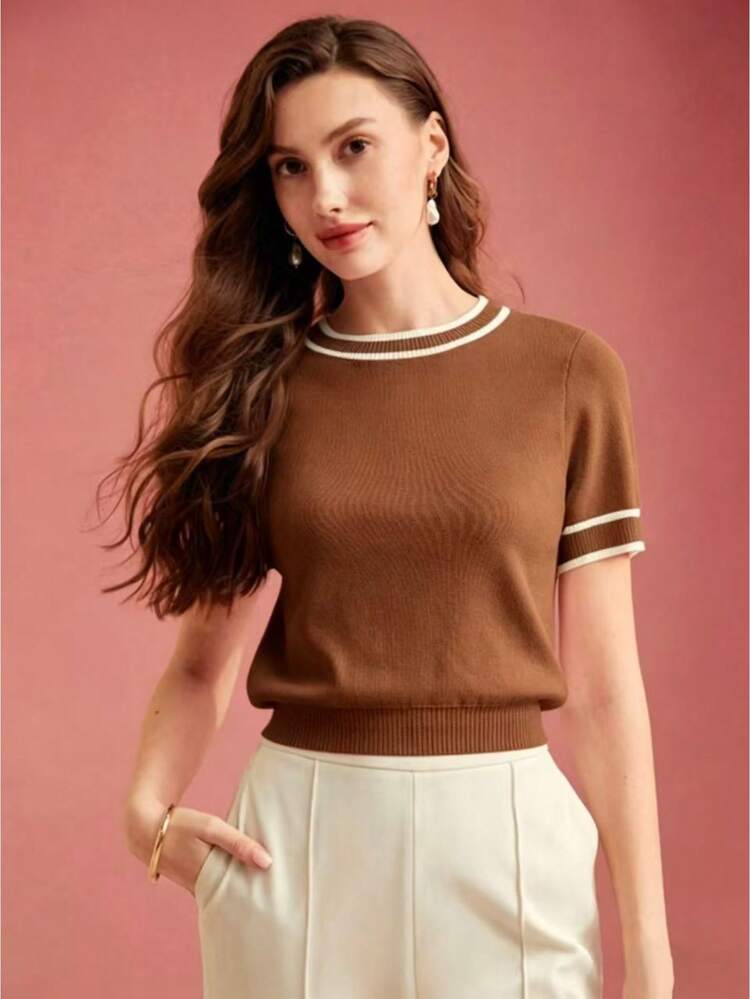 CONTRAST STRIPED BINDING SHORT SLEEVE KNIT TOP