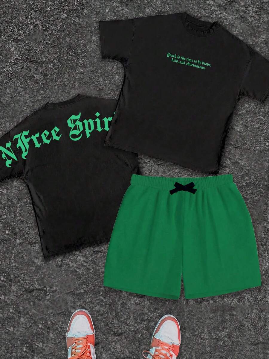 SHEIN 2件套儿童/青少年男童休闲简约城市名称文字图案圆领短袖宽松T恤和短裤套装，适合春夏季节、郊游、情人节、约会、旅行、度假、家庭聚会、返校、婚礼、派对、运动、生日等场合。