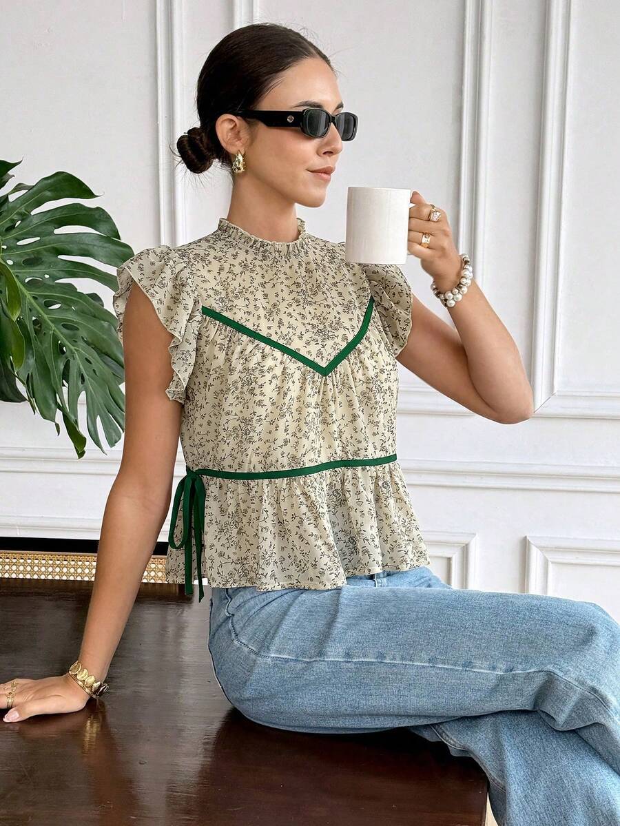 Serisse Women's Summer Casual Ditsy Floral Ruffle Hem Blouse - Green - View 1
