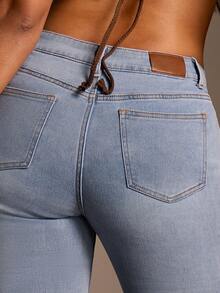 Athîral Denim 女士休闲度假白色渐变印花直筒牛仔裤，春夏款 - 彩色 - 查看 5