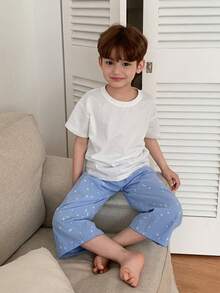 Bộ áo thun và quần in họa tiết rộng rãi cho bé trai, trang phục thường ngày. - Màu xanh lam - Xem 7