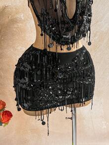 Soleia 2pcs/Set Fitted Shiny Tassel Sequin Halter Top And Mini Skirt Set, Suitable For Music Festivals, Parties, Chinese Red, Annual Meetings, Christmas, Halloween - Black - View 4