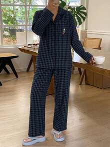 Dazy Tall 高个女式格子刺绣领衬衫和裤子休闲两件套家居服套装 - 藏蓝色 - 查看 3