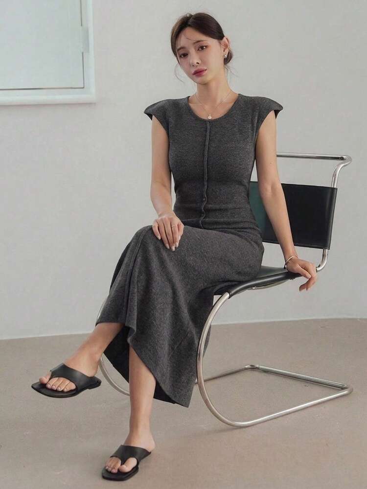 Women's Solid Color Round Neck Cap Sleeve Elegant Dress Maxi Dress Sundress