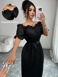 Modelyn Đầm ngắn tay màu sâm panh, trễ vai, viền bèo nhún, thanh lịch - màu đen - Xem 3