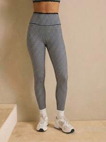 Aralina Leisurewear Lace Trim Long Sleeve Crop And Legging Active Gym Workout Two Pieces Women Set - Black and White - View 6