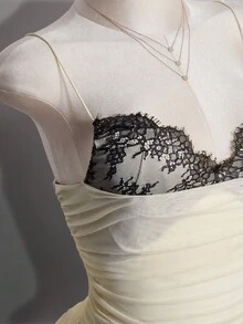 SHEIN ICON 大码女士性感蕾丝撞色网纱紧身迷你连衣裙 - 米色 - 查看 8