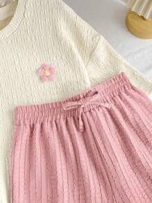 SHEIN Bộ đồ hai mảnh LMoss Kids dành cho bé gái tuổi teen, màu trơn, gồm áo dệt kim tay ngắn cổ tròn và quần short rộng, kiểu dáng thường ngày. - Hồng - Xem 4