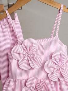 SHEIN 2件套少女纯色条纹3D花卉装饰吊带背心和长裤套装 - 粉色 - 查看 5