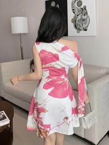 Celisse Vestido minimalista ajustado para mujer con estampado floral de tinta, hombro asimétrico con lazo y cintura ceñida - Multicolor - Ver 2