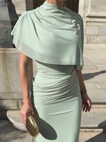 Marta Soriano Elegant Minimalist Commuter Fashion Elastic Waist Design Multilayer Ruffle Waist Ruffle Flattering Long Dress, Suitable For Work, Date, Vacation - Green - View 4
