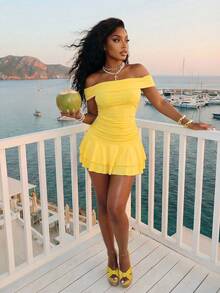 Slaydiva 2026春夏新款休闲优雅度假波西米亚风露肩黄色连衣裙，双层荷叶边设计，迷你裙。适合日常穿着，波西米亚风、西式风、游牧风、休闲外出、音乐节、嘉年华、派对、聚会、时尚达人、返校季、夜店、早午餐、机场穿搭、旅行、居家休闲等场合。 - 黃色 - 查看 9