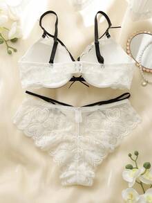 DelicateAllure 2pcs Women's Fashion Heart Lace Bow Decor Lingerie Set - White - View 7