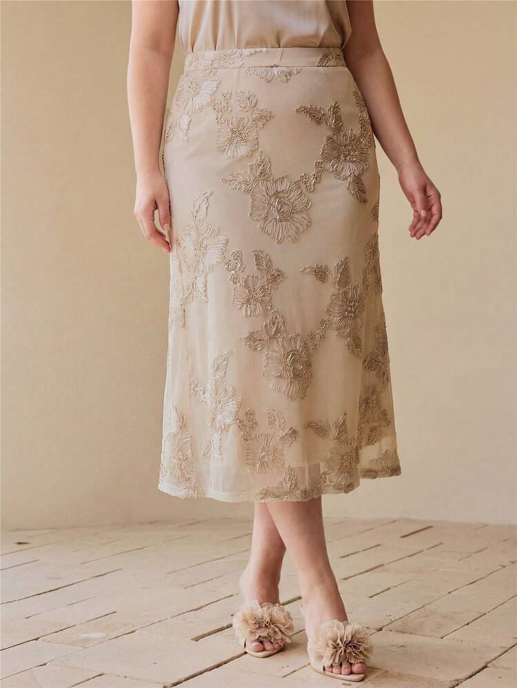 WOMEN'S PLUS ELASTIC EMBROIDERED MINI SKIRT, SPRING/SUMMER