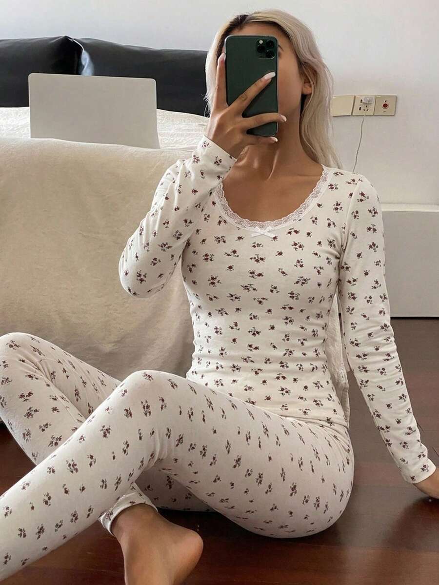 2pcs Floral Lace Trim Fitted Women Pajama Set - Yellow - View 1
