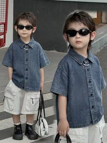 Dazy Kids Áo thun denim rộng rãi, thoải mái cho bé trai, họa tiết ngôi sao, thích hợp cho mùa hè. - Rửa tối - Xem 1