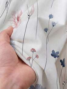 EMERY ROSE Áo kiểu nữ cỡ lớn, cổ chữ V, tay loe, màu hồng nhạt họa tiết hoa nhí xanh trắng, dáng rộng, thích hợp mặc đi nghỉ mát, quần áo mùa hè cho nữ, trang phục đi nghỉ mát cho nữ, áo mùa hè dễ thương cho nữ, trang phục mùa hè cho nữ. - Xanh và trắng - Xem 3