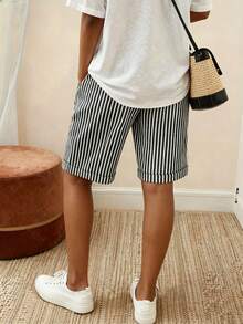 Bermudas de pierna ancha con cordón en la cintura, a rayas verticales en blanco y negro - Negro - Ver 2