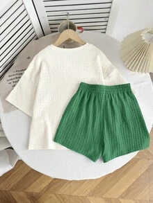 SHEIN Conjunto informal de dos piezas para niña preadolescente, con blusa de manga corta de punto de unicolor y cuello redondo, y shorts sueltos de LMoss Kids - Verde - Ver 6