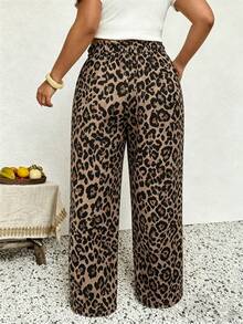 SHEIN Frenchy Quần dài nữ cỡ lớn, kiểu dáng thường ngày, họa tiết da báo màu nâu, phong cách thoải mái cho kỳ nghỉ, quần mùa hè. - màu nâu - Xem 2