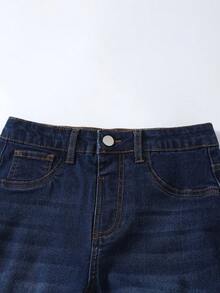 SHEIN 女童破洞喇叭牛仔裤，柔软棉质，休闲时尚，百搭舒适，适合日常穿着，简约个性，弹性腰带设计，经典五口袋，膝盖破洞，复古喇叭裤型，深蓝色水洗牛仔裤，适合休闲、度假、日常穿着。 - 深色水洗藍 - 查看 8