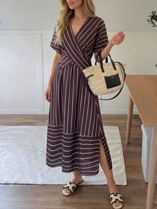 SHEIN LUNE 女士条纹V领连衣裙，时尚百搭，适合派对和外出穿着 - 彩色 - 查看 4