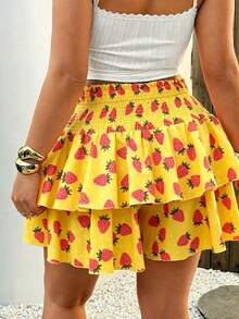 Sunnyshic Shorts con falda de cintura elástica, estampado de fresa y doble volante en el bajo, talla grande - Multicolor - Ver 2