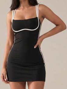 SHEIN BAE 瑜伽和网球基本款露背女式运动连衣裙 - 黑與白 - 查看 4