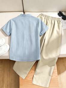 SHEIN Explorewe 2件套青少年男童休闲学院风简约白衬衫长裤套装 - 淺藍色 - 查看 2