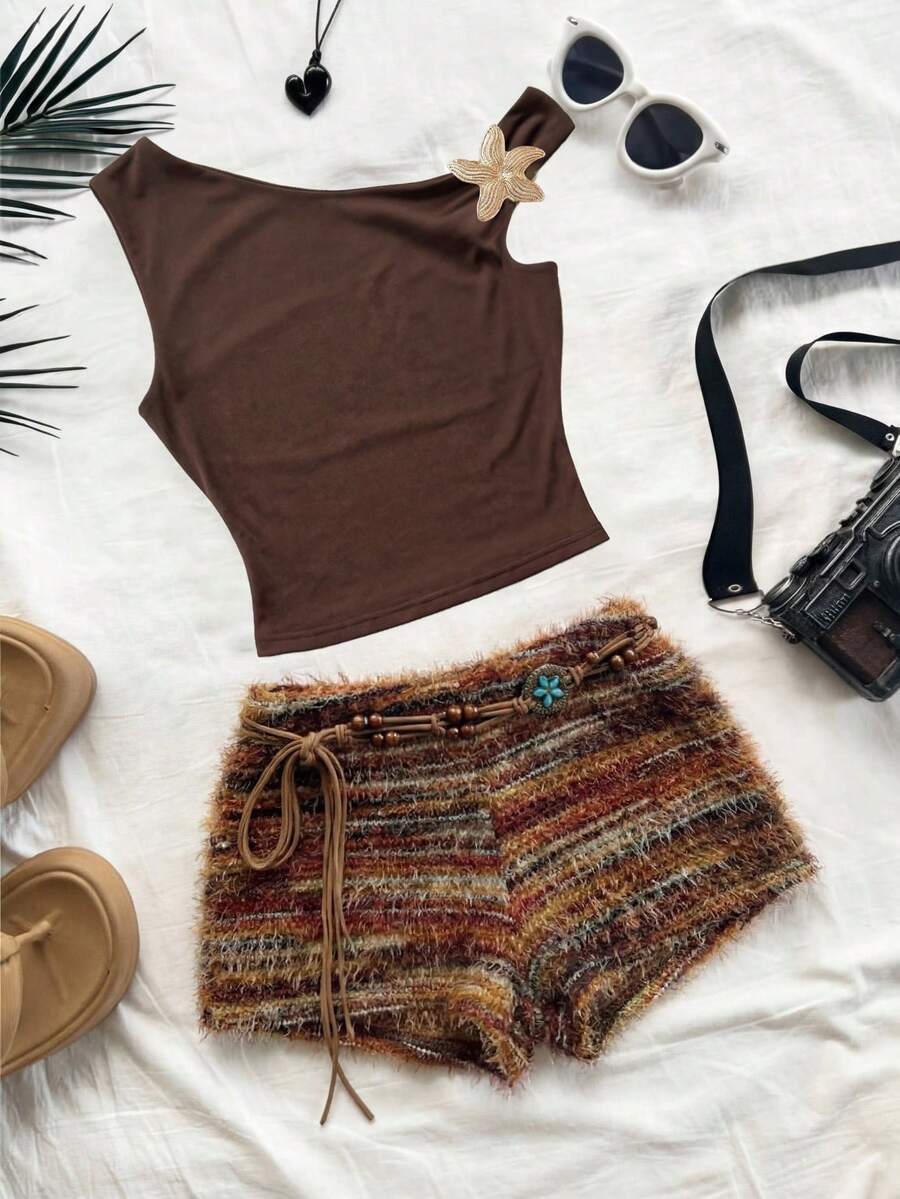 SHEIN Bộ áo thun đồng bộ cho bé gái tuổi teen, trang phục dự tiệc cưới phong cách nghỉ dưỡng miền Tây, tiệc tốt nghiệp, lễ Thánh Patrick, kỳ nghỉ xuân, lễ Phục sinh, lễ hội âm nhạc, bộ đồ 2 mảnh sang trọng phong cách Boho nhiệt đới với chất liệu mềm mại, bất đối xứng, họa tiết hoa, hở lưng. - màu nâu - Xem 1