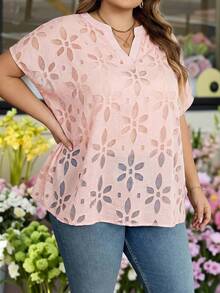 SHEIN CURVE+ Plus Size Solid Color Floral Print Short Sleeve Shirt - Pink - View 9