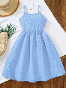Đầm hai dây màu xanh nhạt cho bé gái tuổi teen, thiết kế nơ phía sau và khoét lưng, thích hợp cho kỳ nghỉ, đi làm hoặc dự tiệc, toát lên vẻ trẻ trung năng động, một món đồ tuyệt vời để tạo nên phong cách thời trang trong mùa xuân và mùa hè. - Màu xanh lam - Xem 7