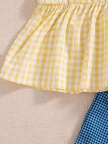 SHEIN Bộ đồ 2 món cho bé gái 0-3 tuổi, thích hợp mặc thường ngày mùa xuân/hè, màu vàng nhạt kẻ caro dễ thương, gồm áo hai dây và quần short. - Nhiều màu - Xem 7