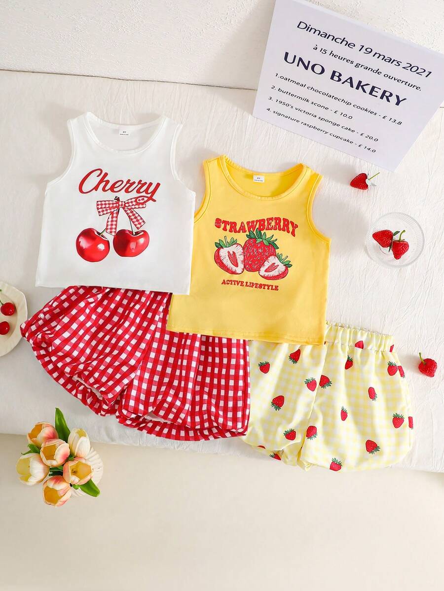 SHEIN Genkimix Kids 4件套:女童甜美樱桃草莓印花吊带背心和草莓格子碎花短裤,清新夏日度假风,适合海滩、旅行和其他夏季场合。 - 彩色 - 查看 1