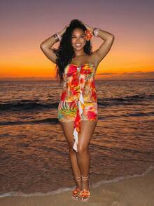 BamGleam Women's Floral Print Metal Decor Ruffle Crop Top Mini Skirt Set, Red, Summer, Casual Tropical Sexy, Holiday, Vacation, Y2K Beach White - Multicolor - View 7