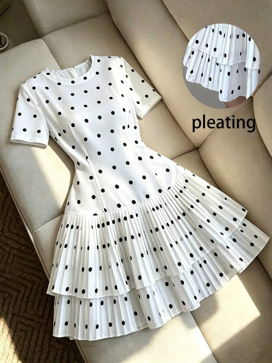 SHEIN Franclia Vestido corto de mujer de estilo francés vintage, elegante y dulce, con lunares blancos, cintura ceñida y múltiples capas plisadas, adecuado para una cita - Blanco - Ver 1