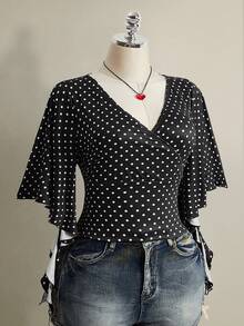 SHEIN ICON 大码女式波点V领休闲百搭日常T恤 - 彩色 - 查看 7