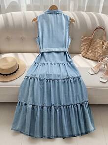 GlowEve CURVE Plus Size Summer Casual Front Button Sleeveless Denim Dress - Light Wash - View 2
