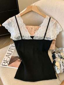 GlowEve CURVE Plus Size Lace Patchwork V-Neck Cinched Waist T-Shirt, Suitable For Dates And Daily Wear, Spring/Summer - Black - View 2