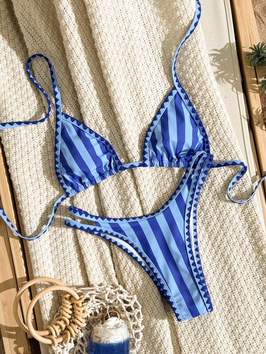 Swim Vcay 2026 New Spring/Summer Women 2-Piece Swimwear, Random Floral Print, Beach Vacation Elegant Coastal Casual Swimwear Set Light Blue - Blue - View 1