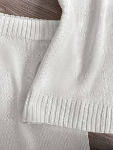 GlowEve Women's New Retro Single-Breasted Round Neck Solid Color Knit Sweater Vest Cardigan, Versatile Shorts Daily Outfit, 2-Piece Sweater Set - White - View 3