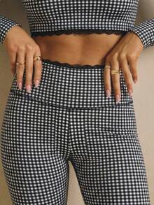 Aralina Leisurewear Lace Trim Long Sleeve Crop And Legging Active Gym Workout Two Pieces Women Set - Black and White - View 4